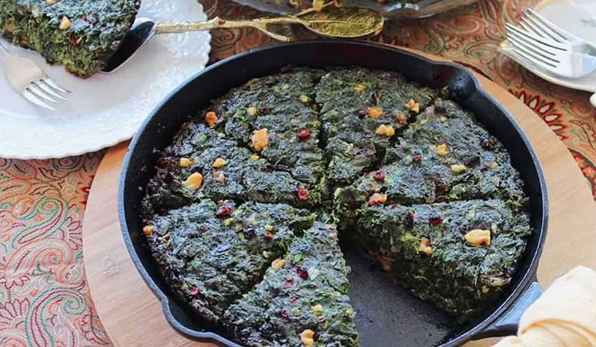 طرز تهیه کوکو سبزی