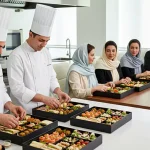 چطور بهترین پک پذیرایی اداری را برای مراسم‌ های خاص انتخاب کنیم؟